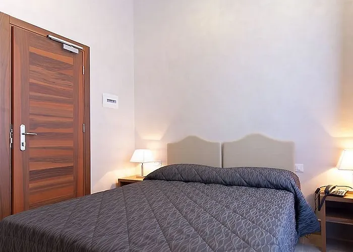 Collina 2* Рим